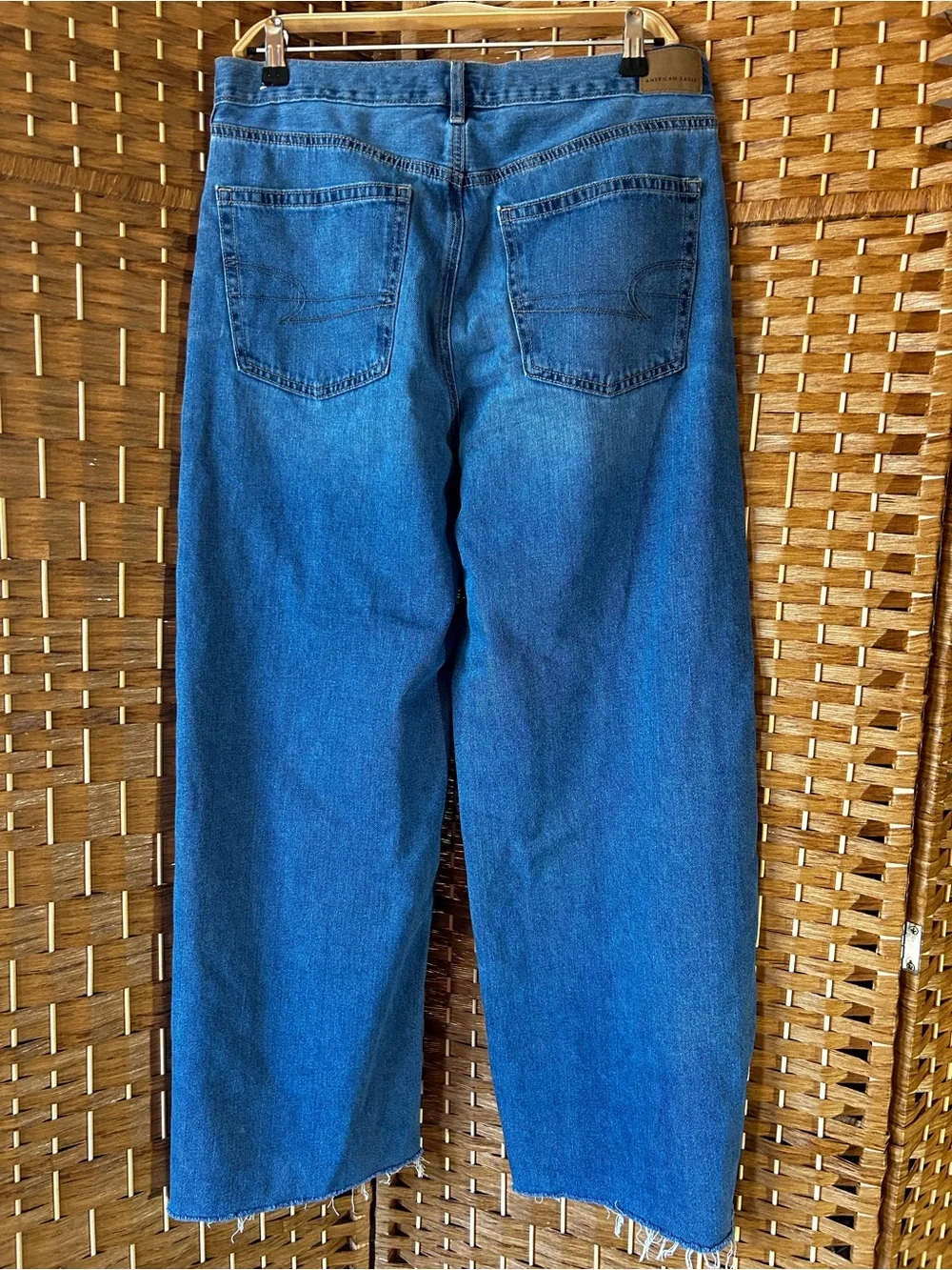 American Eagle Skater Jeans Women’s Size 12 High Rise Straight Leg Medium Wash - Picture 3 of 7